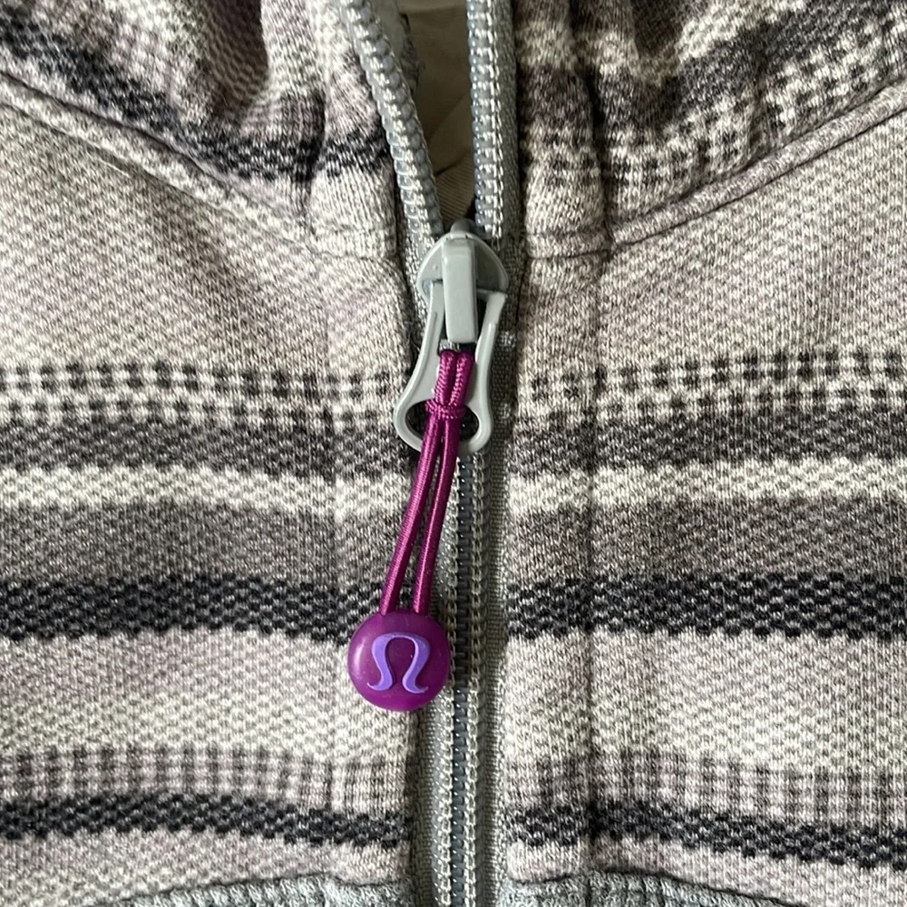 Lululemon Grey Striped Scuba Jacket Size 10 - Picture 2 of 3